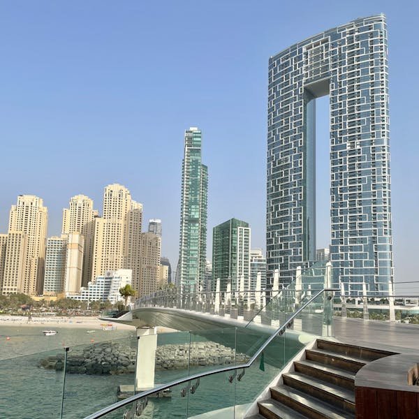 Les meilleurs matériaux pour un garde-corps efficace